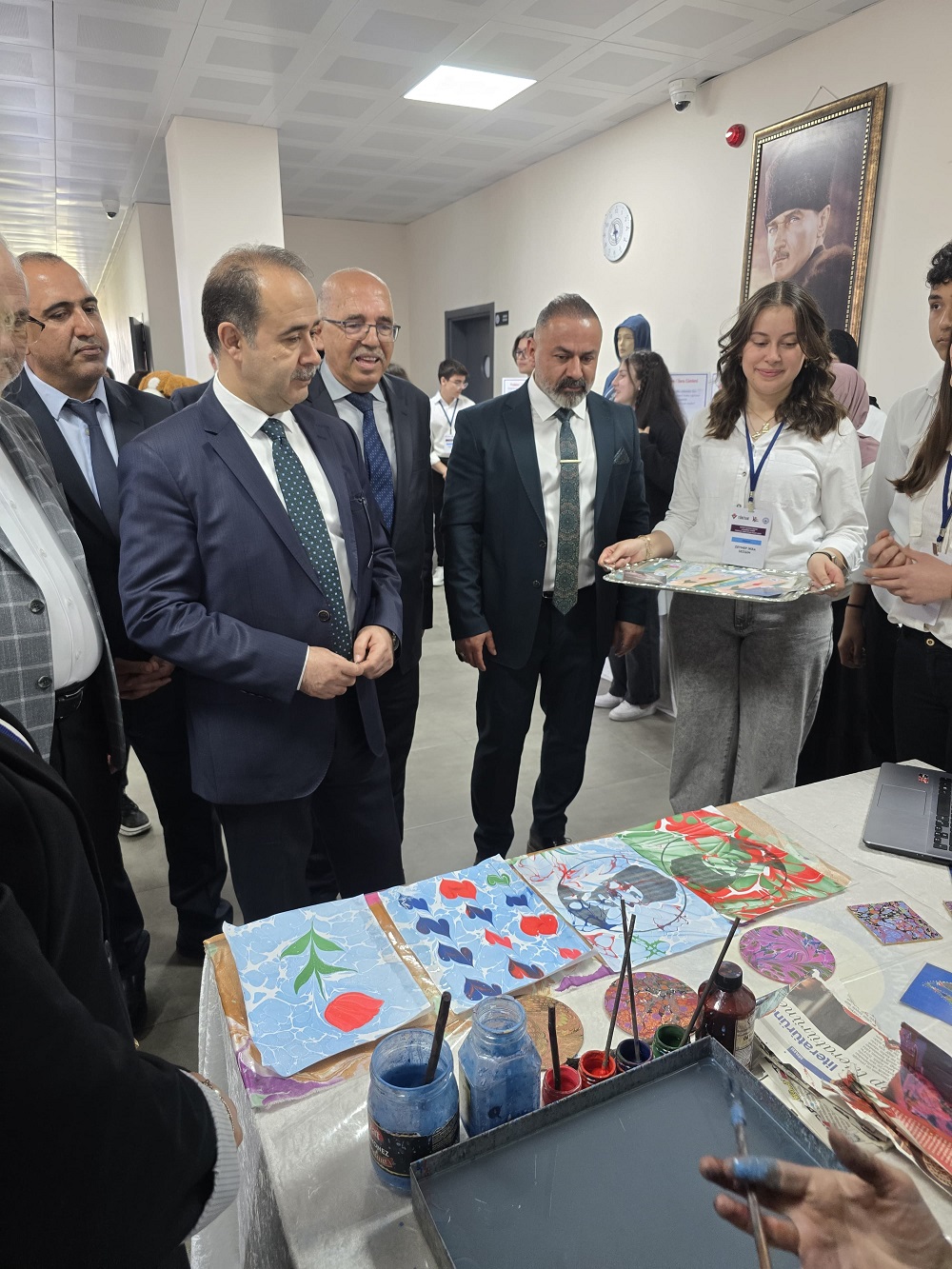 Yavuz Sultan Selim Anadolu Lisesi Öğrencilerinin Hazırladığı Projelerden Oluşan Bilim Fuarının Açılışı Gerçekleştirildi
